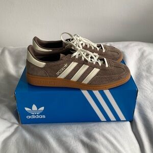Adidas Handball Spezial "Earth Strata Gum" sneakers
